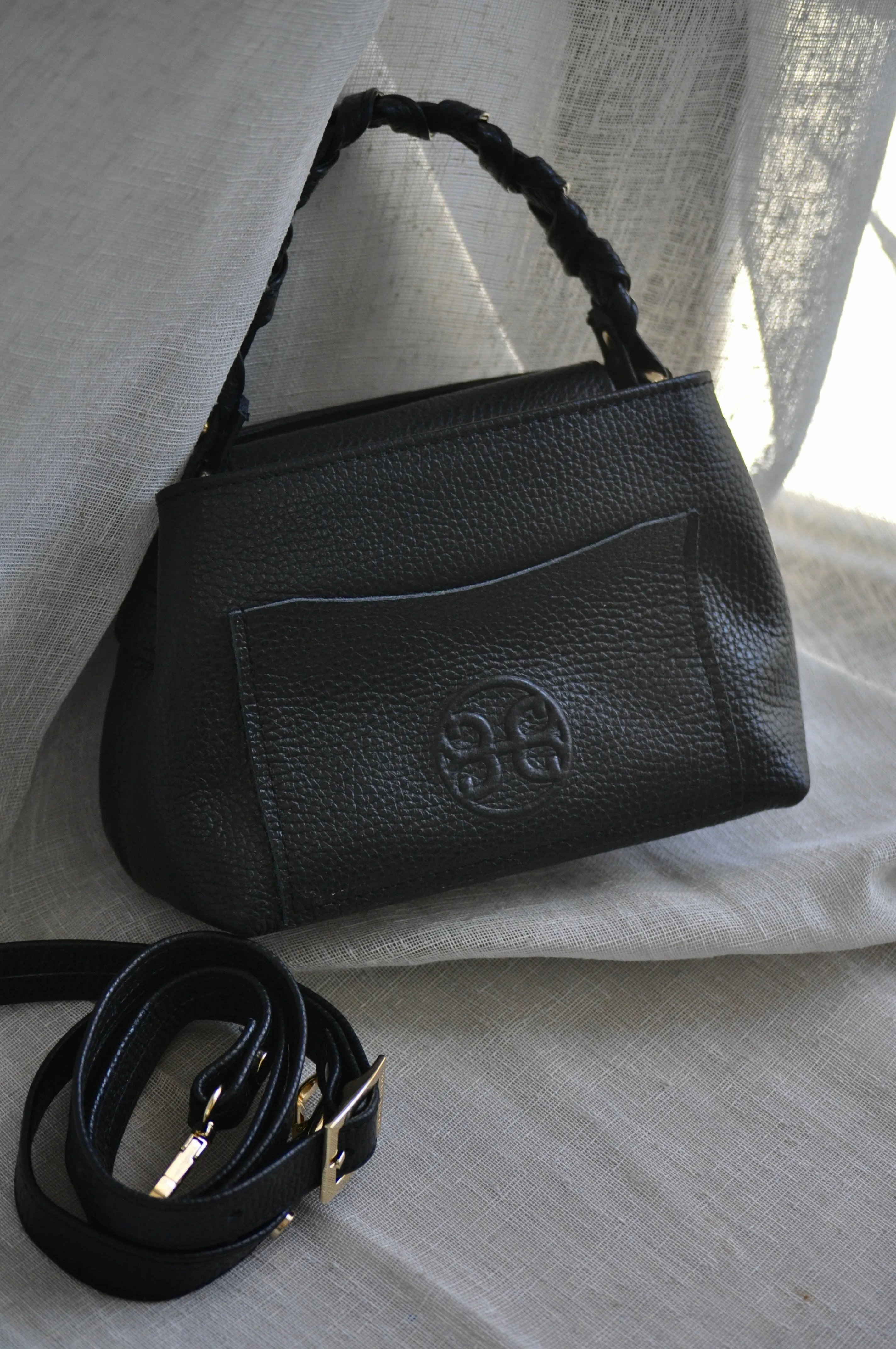 Emily 20 Leather Handbag- Black