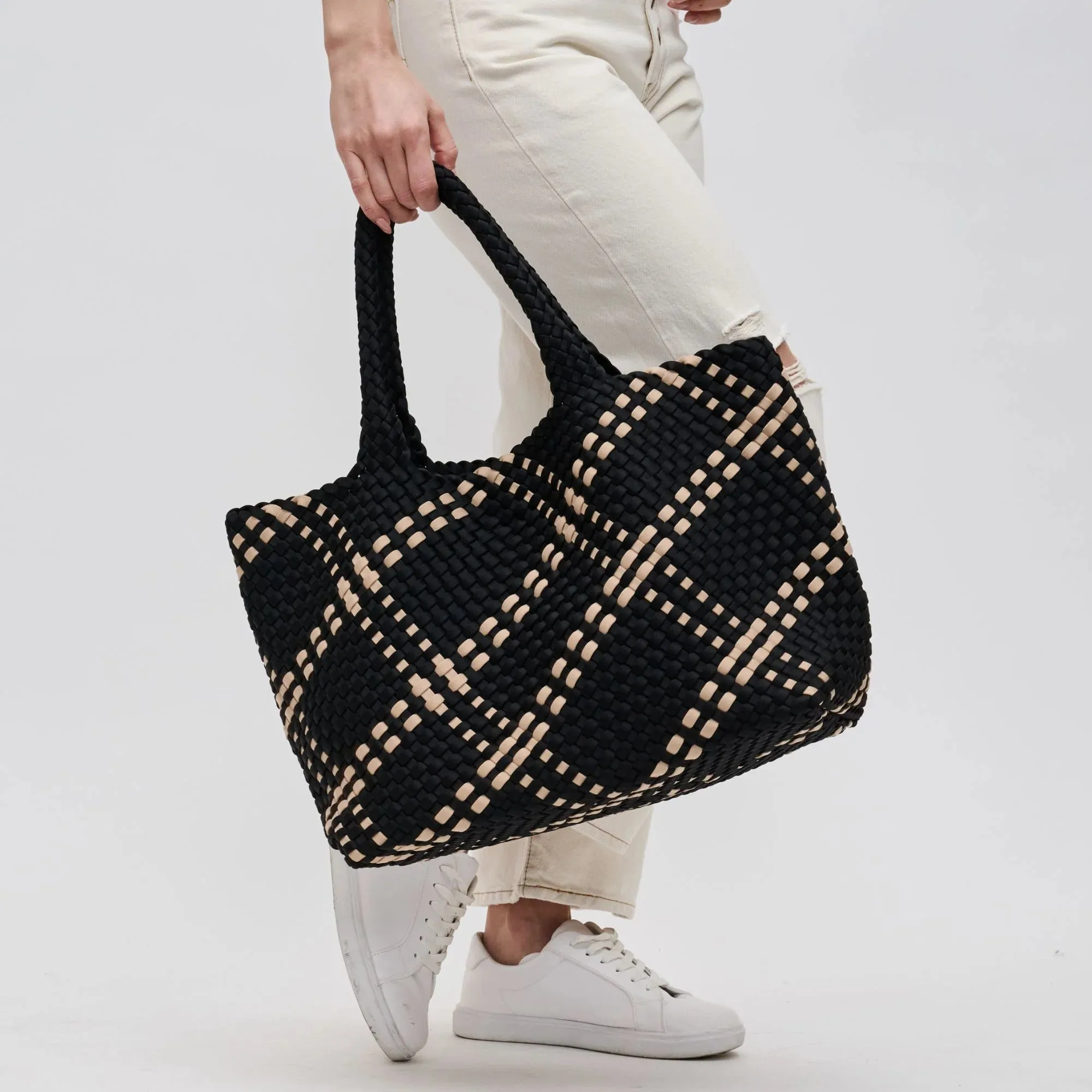 Sky's The Limit Large Tote Bag - Black/Nude
