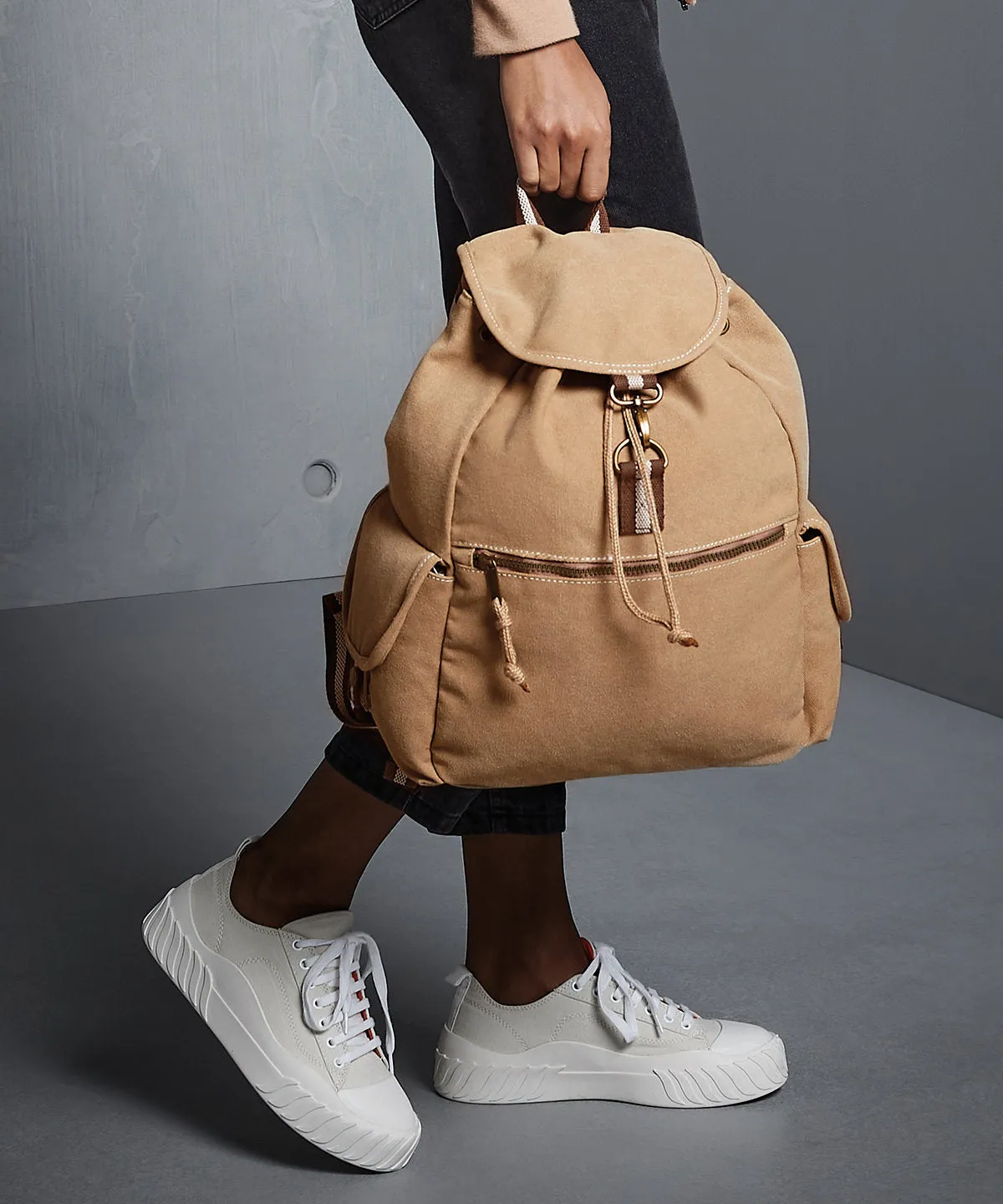 Vintage canvas backpack | Sahara